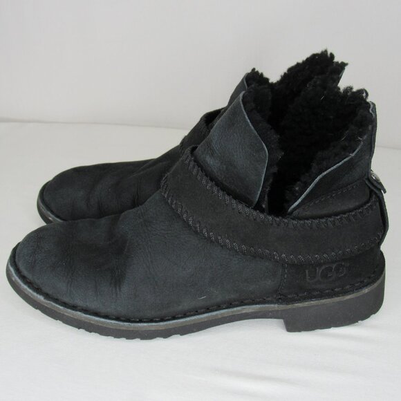 Ugg MCKAY Black Shearling Ankle Booties Women's 6.5 - Picture 3 of 9